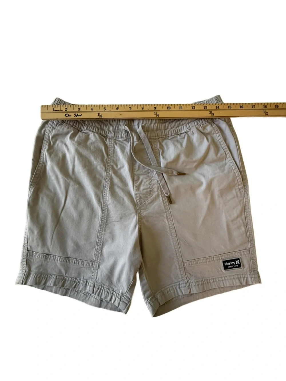 Mens Hurley Phantoms Natural Baja Volley Shorts. Small